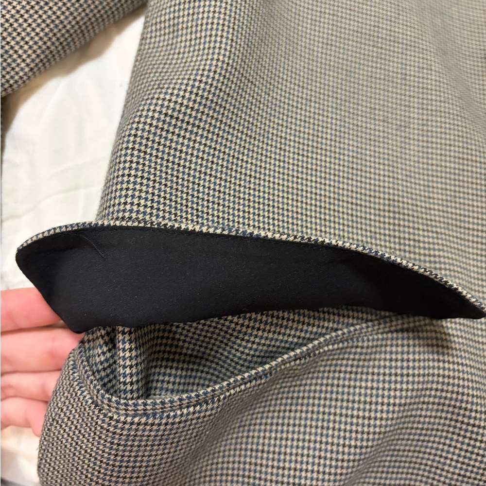 OAK Houndstooth Blazer with Black Lining - Picture 5 of 6
